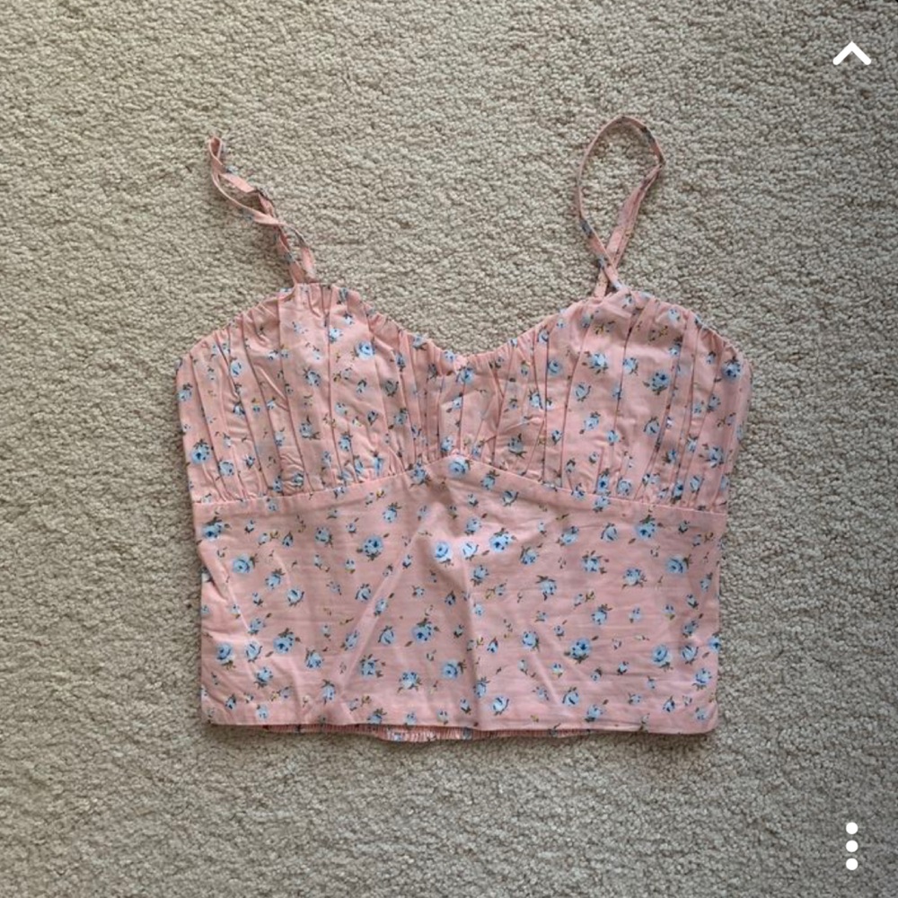 Sundae Muse pink & blue floral cropped tank
